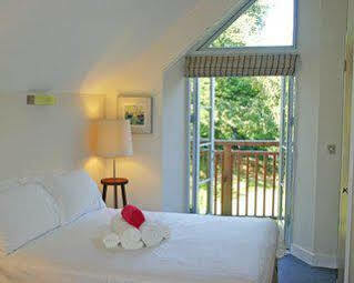 Trelowarren Hotel Gweek Buitenkant foto